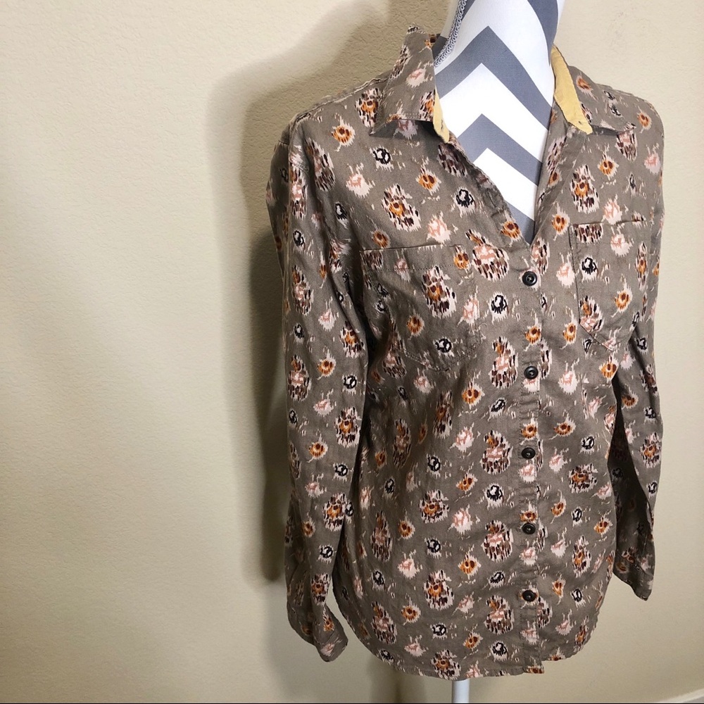 Royal Robbins Button Down Shirt